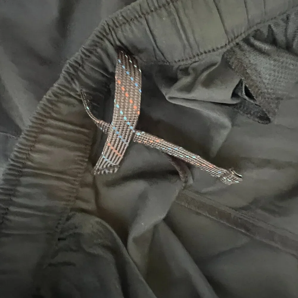 NWT REI Kids' Active Pursuits Tech Pants, Black, Size L (14-16) - Picture 5 of 9